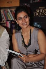 Kajol at the book launch of The Oath Of Vayuputras by Amish in Mumbai on 26th Feb 2013 (48).JPG